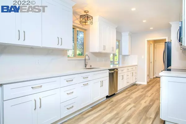 3802 De Sabla Rd, Cameron Park, CA 95682