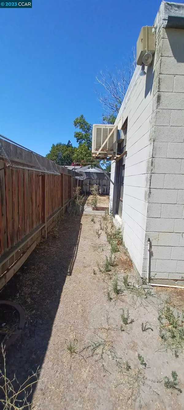 Bay Point, CA 94565,60 Banchio St