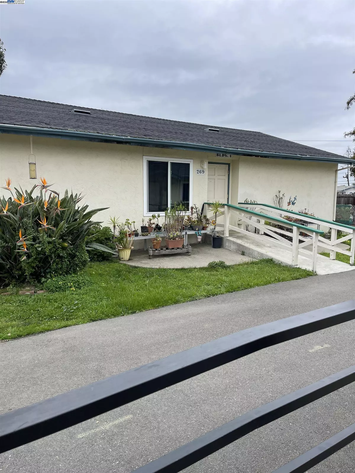 Hayward, CA 94541,263 Medford Ave