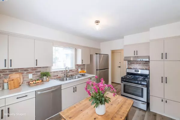 Antioch, CA 94509,305 W 8Th St