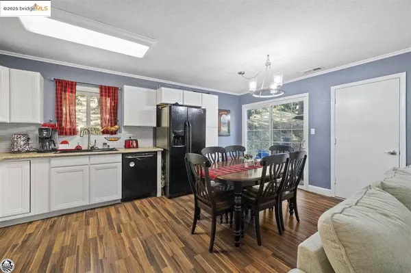 Sonora, CA 95370,1164 Shaws Flat