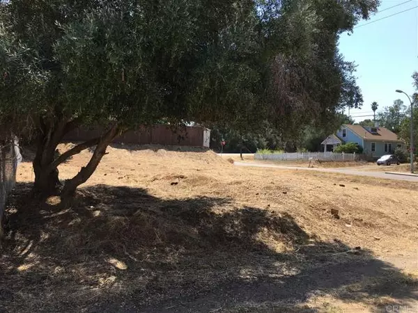 Escondido, CA 92025,422 S Spruce St