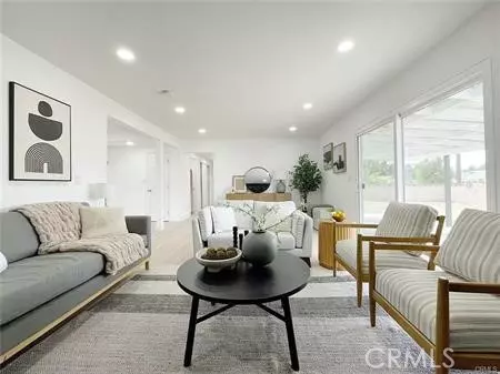 109 S San Antonio Avenue, Upland, CA 91786