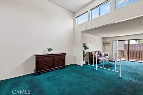 Reseda (los Angeles), CA 91335,17900 Sherman Way #416