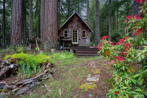 30201 Albion Ridge 'M' Road, Albion, CA 95410