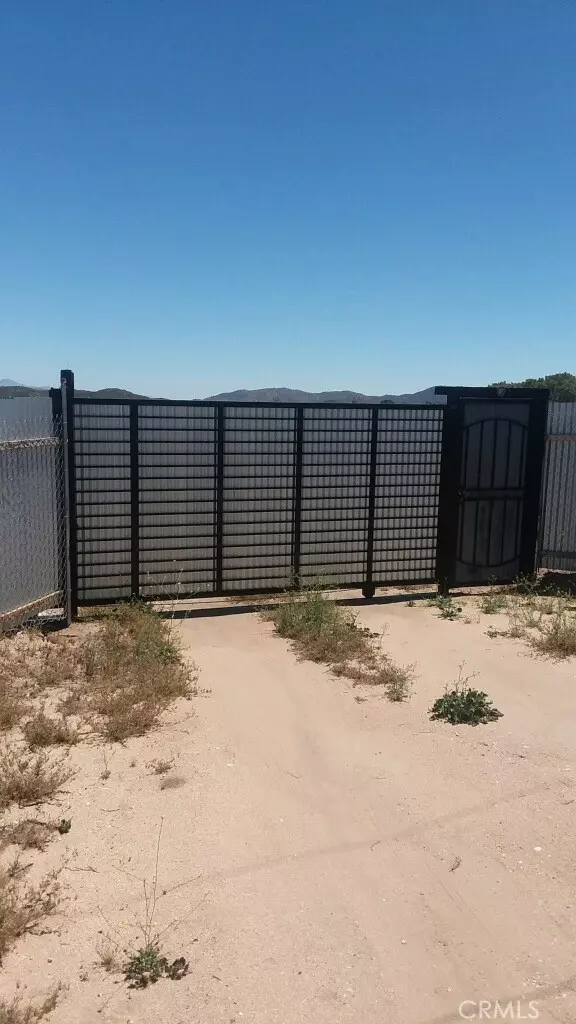 Anza, CA 92539,44670 Chapman Road