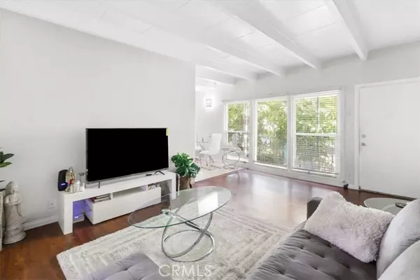 438 Cedar Avenue #11, Long Beach, CA 90802
