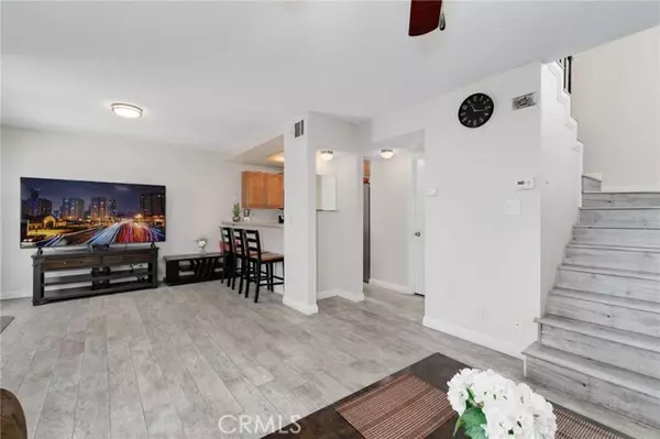 Azusa, CA 91702,543 E Arrow #19