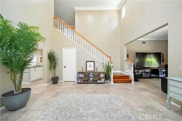 Azusa, CA 91702,11 Sagebrush Way