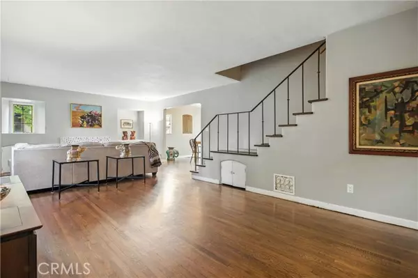 Claremont, CA 91711,425 W 10th Street