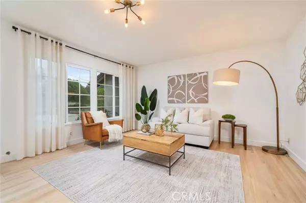 Claremont, CA 91711,991 Vanderbilt Avenue