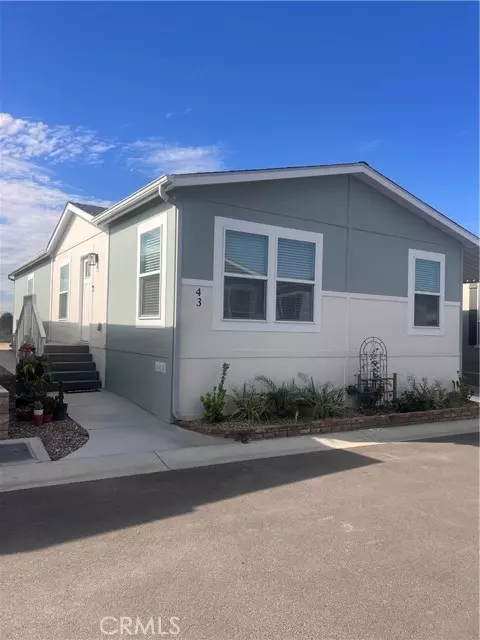 Riverside, CA 92501,3444 W Center Street #43