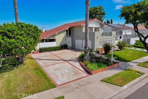 Fountain Valley, CA 92708,16584 Silktree Street