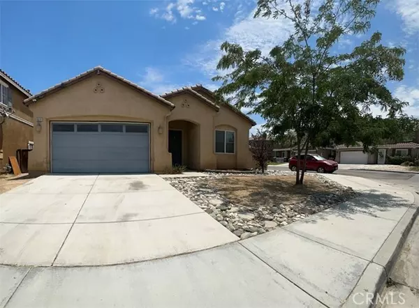 9019 Fremont Court, Oak Hills, CA 92344