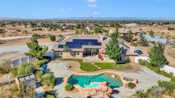 4965 Sunnyslope Road, Phelan, CA 92371