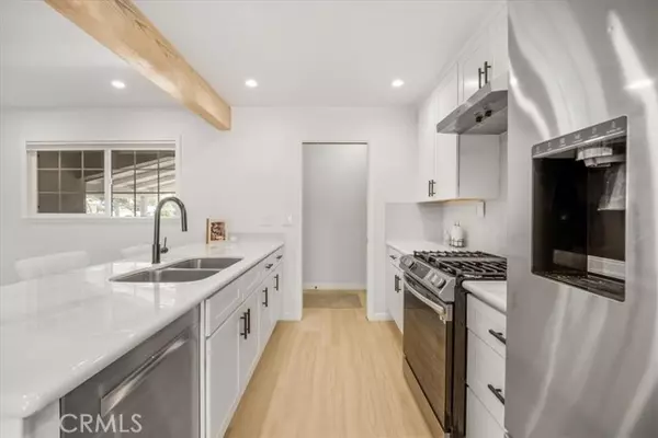 Redlands, CA 92374,327 Naomi Street