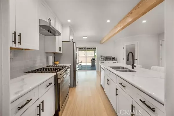 Redlands, CA 92374,327 Naomi Street