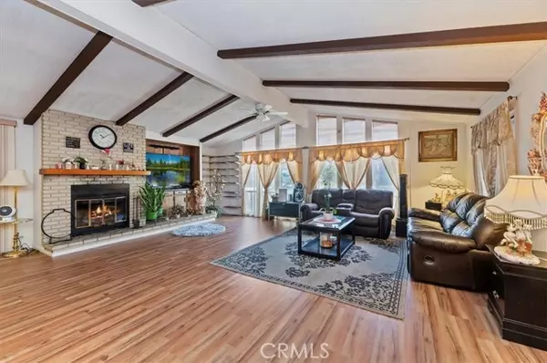 Calimesa, CA 92320,10961 Desert Lawn Drive #143