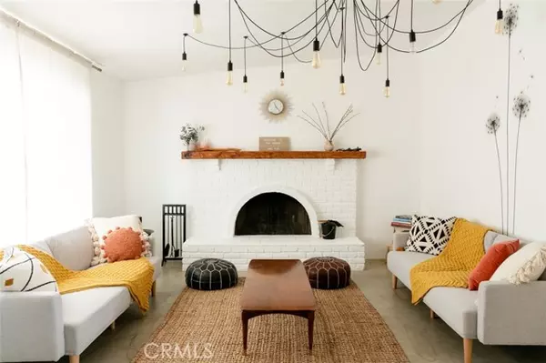 7728 Victor Vista Ave, Yucca Valley, CA 92284