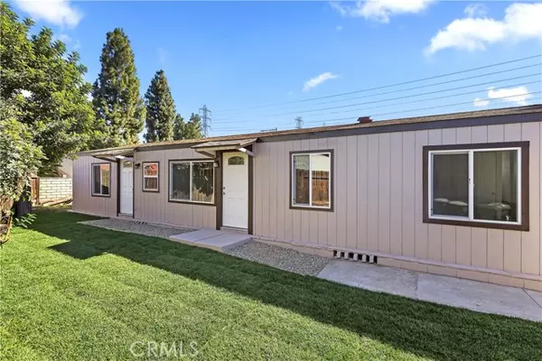 700 E Washington Street #42, Colton, CA 92324