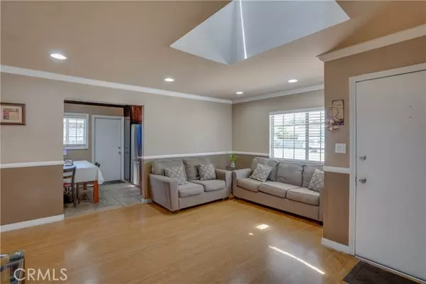 Fullerton, CA 92833,2304 W Flower Avenue