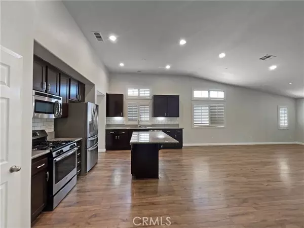 Lake Elsinore, CA 92532,34185 Pinnata Court