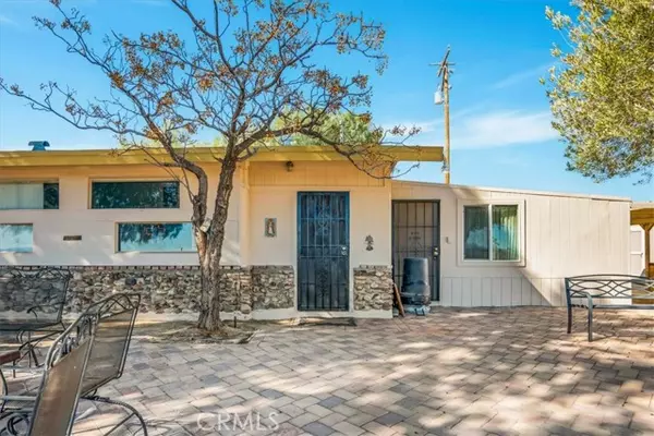 Joshua Tree, CA 92252,3961 Avenida Del Sol