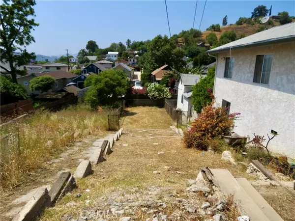 Los Angeles, CA 90031,453 Clifton Street