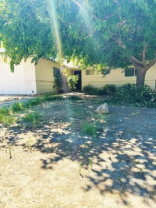 424 E Santa Clara Street, Avenal, CA 93204