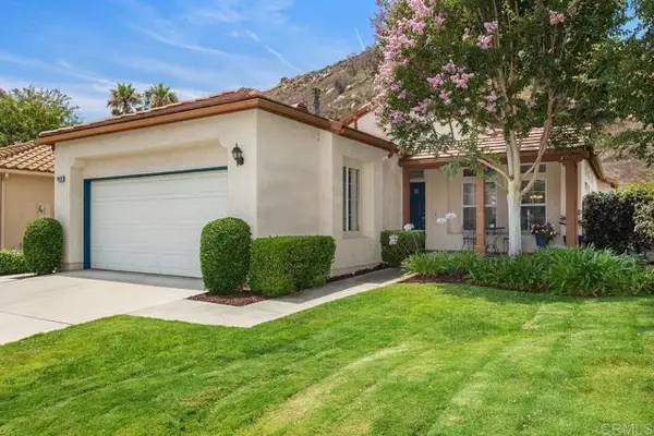 2433 Fallbrook Pl., Escondido, CA 92027