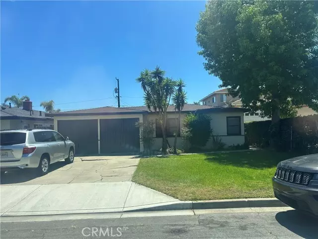Costa Mesa, CA 92627,225 Knox