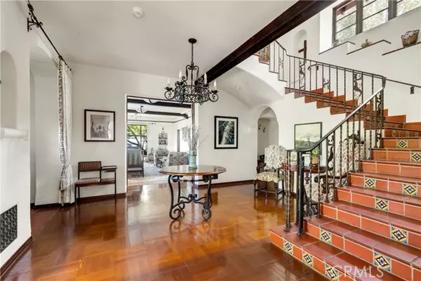 Tustin, CA 92705,11572 Cielo Place