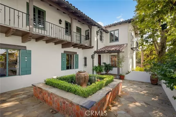 Tustin, CA 92705,11572 Cielo Place