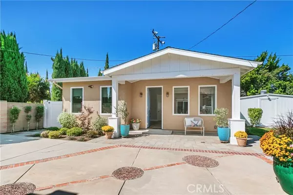 Tustin, CA 92705,13131 Yorba Street