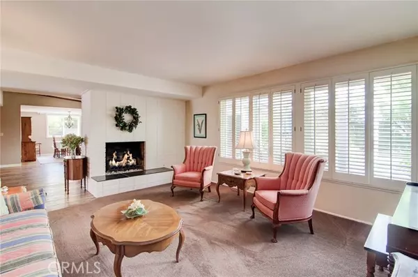 Costa Mesa, CA 92626,2871 Ellesmere Avenue