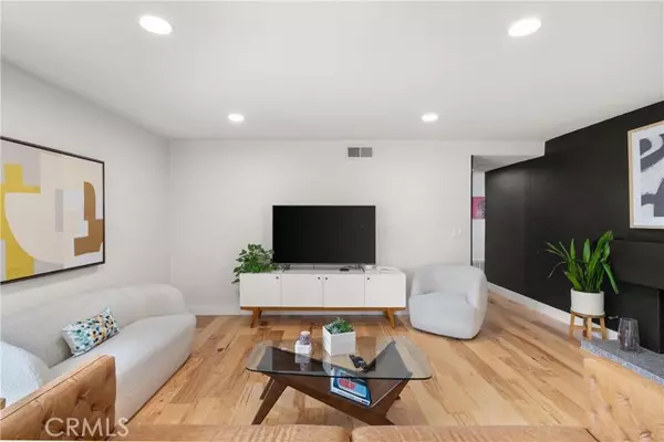 Costa Mesa, CA 92626,2008 N Capella Court