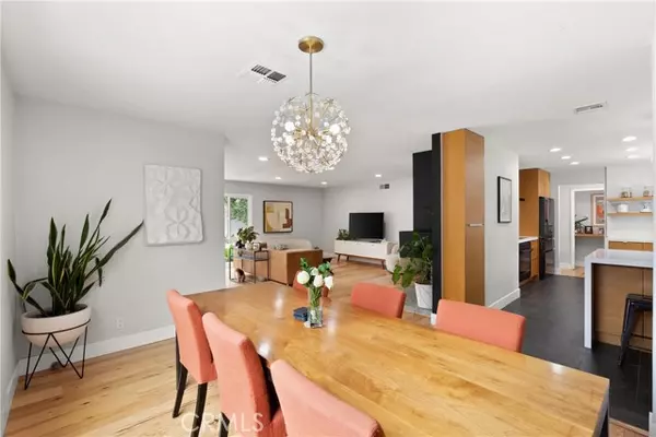 Costa Mesa, CA 92626,2008 N Capella Court