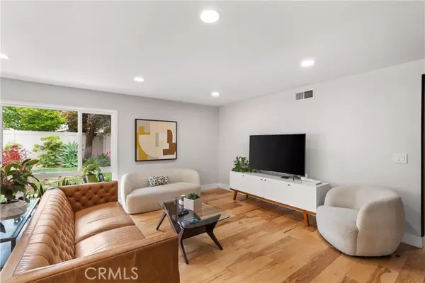 Costa Mesa, CA 92626,2008 N Capella Court