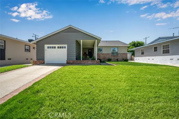 2511 Nipomo Avenue, Long Beach, CA 90815