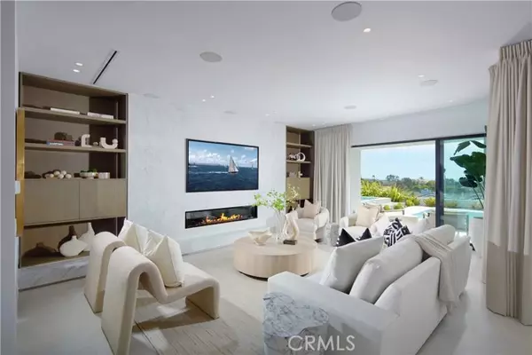 Dana Point, CA 92629,27 Gavina