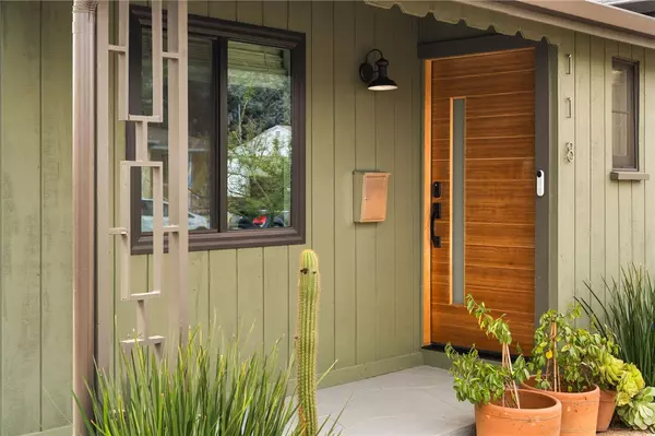 Long Beach, CA 90805,118 W 53rd Street