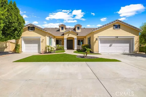 2 Palmieki, Lake Elsinore, CA 92532