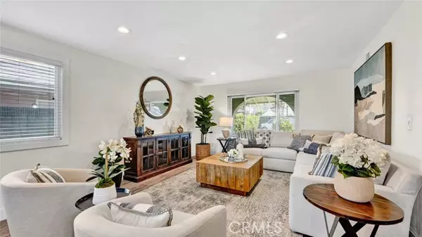 Westminster, CA 92683,9831 Cloverdale Avenue