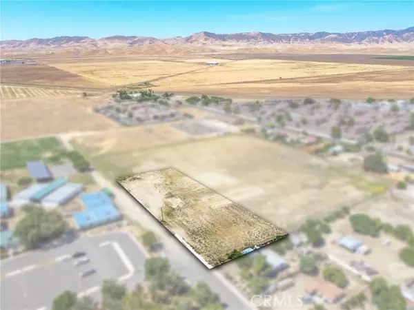 944 S Hanford Avenue, Avenal, CA 93204