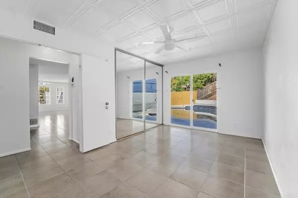 Escondido, CA 92027,2855 Roseann Avenue