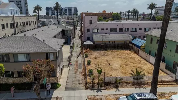 618 Chestnut Avenue, Long Beach, CA 90802