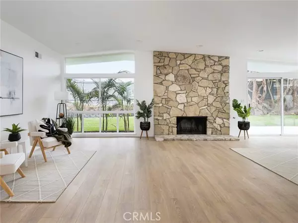 Rancho Palos Verdes, CA 90275,4918 Delacroix Road