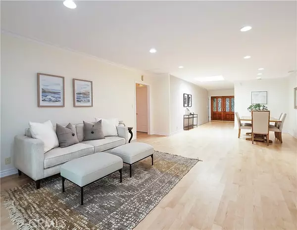 Rancho Palos Verdes, CA 90275,26235 Birchfield Ave