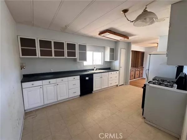 Yucca Valley, CA 92284,2351 Teakwood