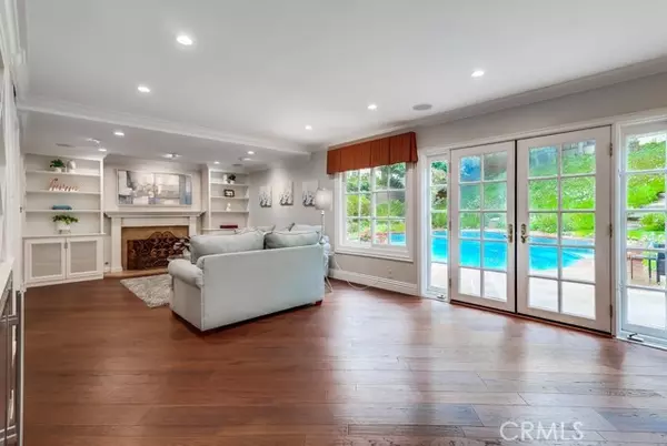 Long Beach, CA 90803,6211 Parima Street